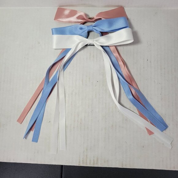 Revolve Shashi Set Of 3 Elsa Green & White Long Satin Alligator Clip Hair Bows - Picture 1 of 7